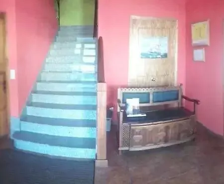 Vazquez 3*