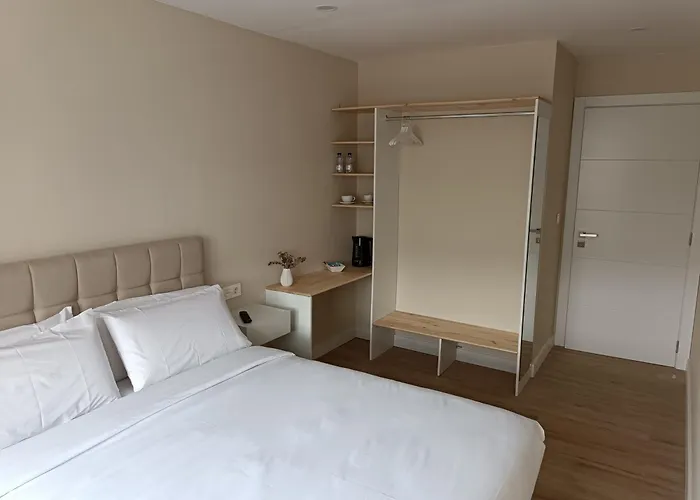 Πανσιόν Vazquez 3*