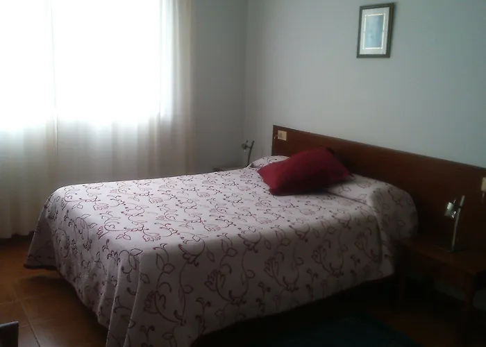 Vazquez Πανσιόν 3*