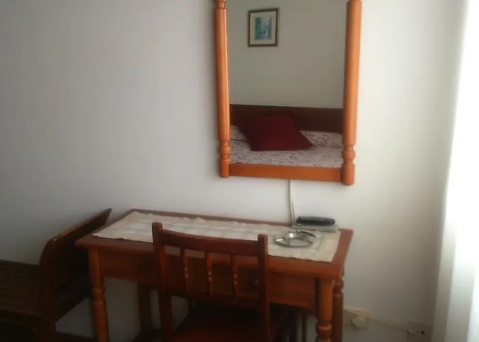 Πανσιόν Vazquez 3*